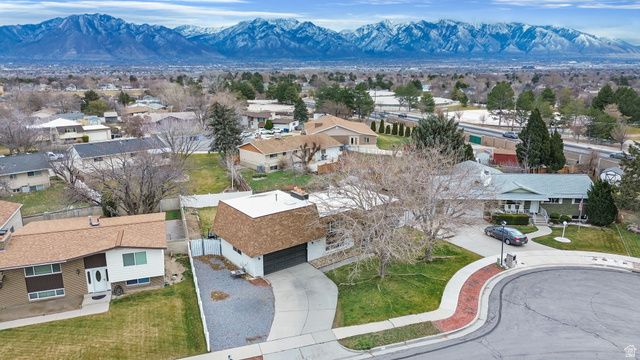 6159 S DON LEONE DR, Taylorsville, UT 84129