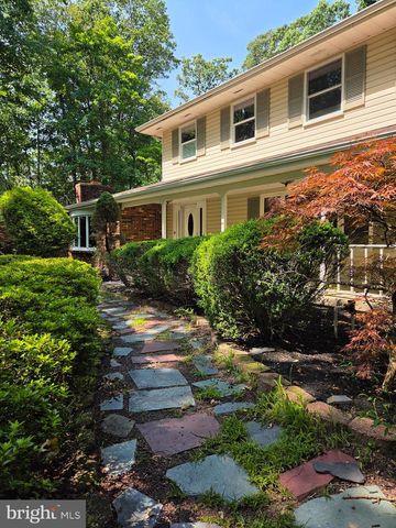 1 SANDRA LN, Tabernacle, NJ 08088