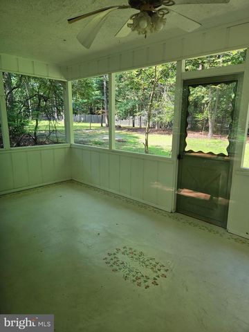 1 SANDRA LN, Tabernacle, NJ 08088