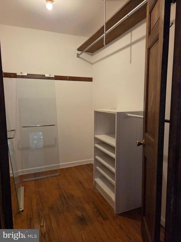 1 SANDRA LN, Tabernacle, NJ 08088