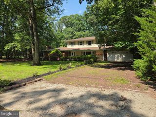 1 SANDRA LN, Tabernacle, NJ 08088