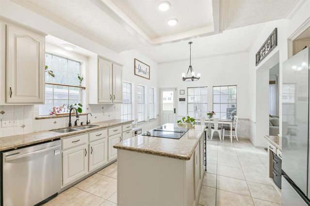 4331 Broadleaf Street, Houston, TX 77345