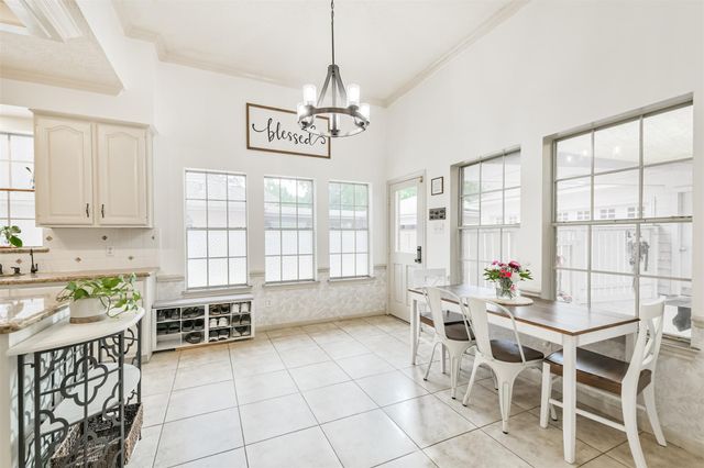 4331 Broadleaf Street, Houston, TX 77345