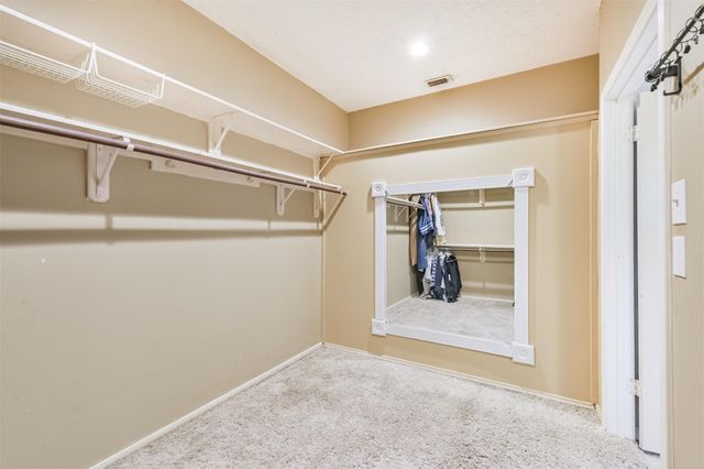 4331 Broadleaf Street, Houston, TX 77345