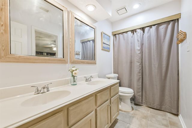 4331 Broadleaf Street, Houston, TX 77345