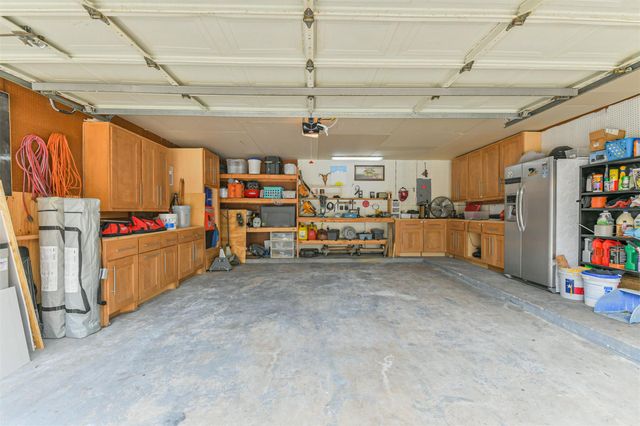 4331 Broadleaf Street, Houston, TX 77345