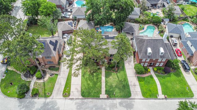4331 Broadleaf Street, Houston, TX 77345