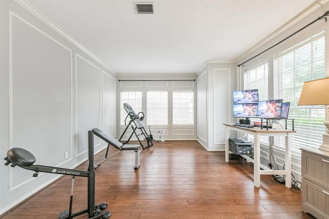 4331 Broadleaf Street, Houston, TX 77345