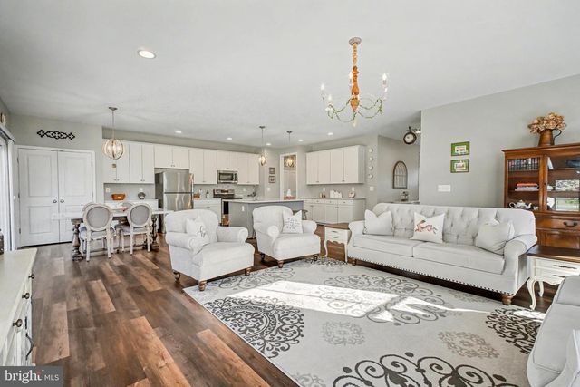 209 LIBERTY HALL DR, Fredericksburg, VA 22406