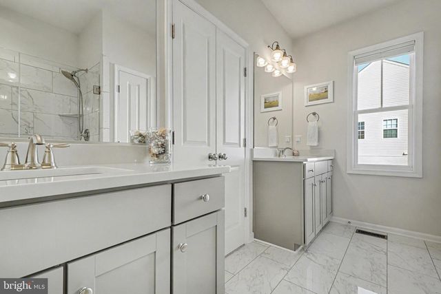 209 LIBERTY HALL DR, Fredericksburg, VA 22406