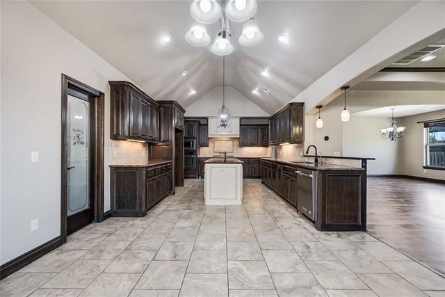 4617 Caveat Drive, Edmond, OK 73025