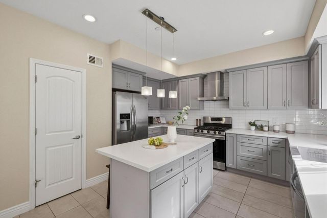 41000 Genesis Common, Fremont, CA 94538