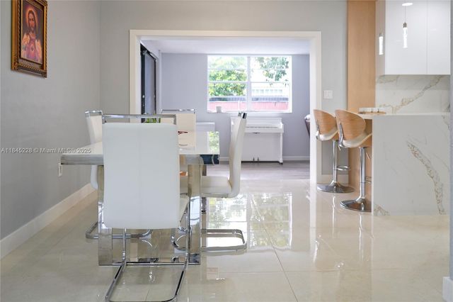 1600 N 73rd Ave, Hollywood, FL 33024