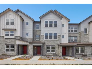 24161 E 54th Pl, Aurora, CO 80019