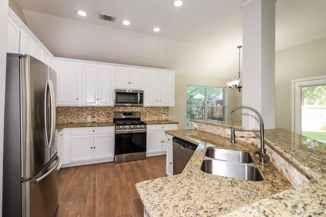 3103 Bronco Bluff Court, Katy, TX 77450