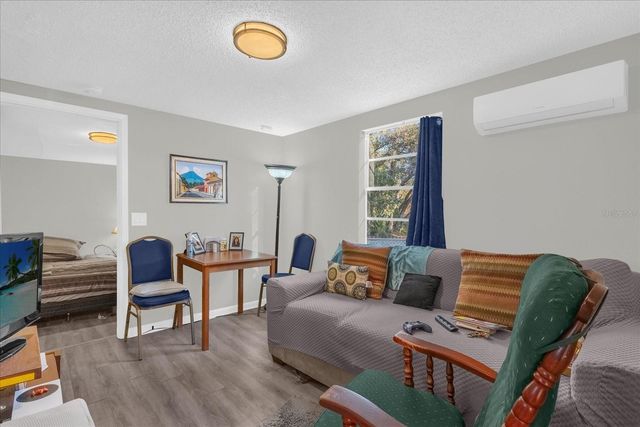 585 DOCTORS DRIVE, Oviedo, FL 32765