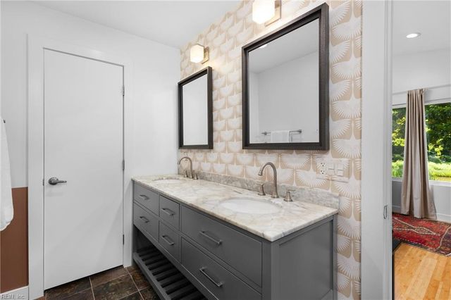 8526 Circle DR, Norfolk, VA 23503