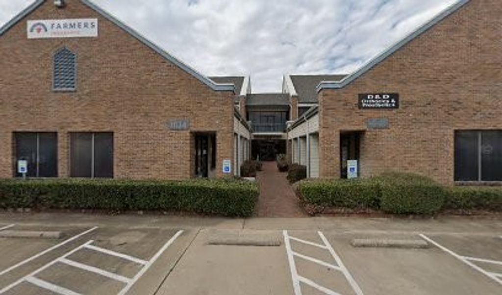 1638 W Irving Boulevard, Irving, TX 75061