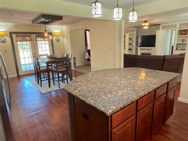1576 Belle Terre Drive, Huffman, TX 77336
