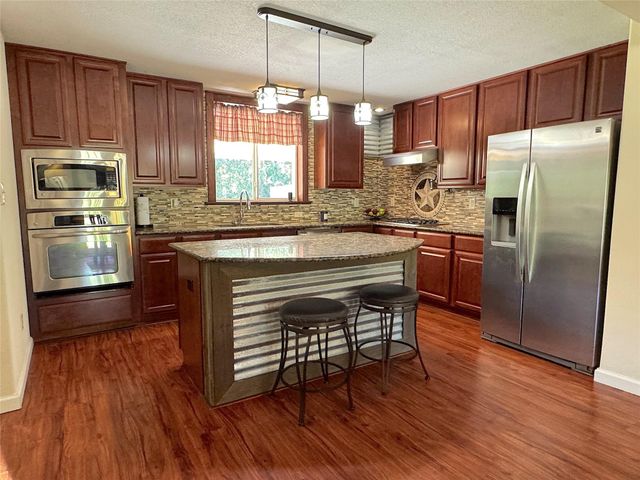 1576 Belle Terre Drive, Huffman, TX 77336