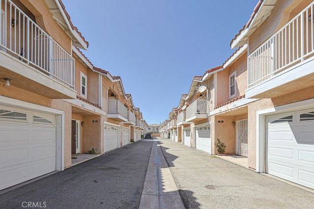 1708 S Angel Court, Anaheim, CA 92802