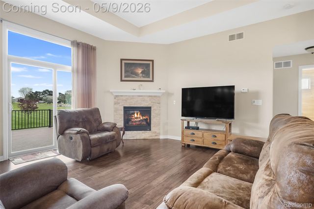 4955 Glover Road, Almont Township, MI 48003