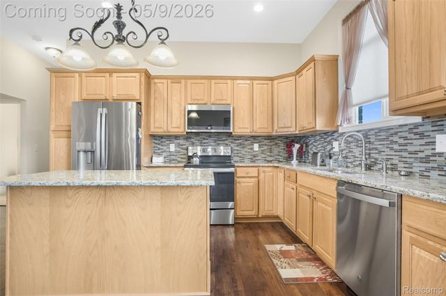 4955 Glover Road, Almont Township, MI 48003
