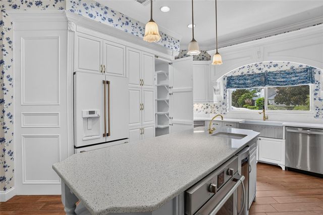 9480 WATERFORD OAKS DRIVE, Winter Haven, FL 33884