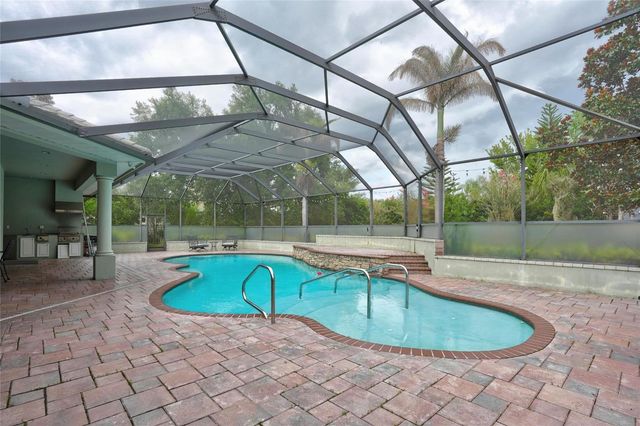9480 WATERFORD OAKS DRIVE, Winter Haven, FL 33884