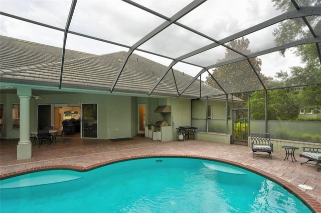 9480 WATERFORD OAKS DRIVE, Winter Haven, FL 33884