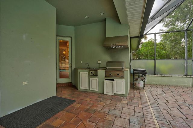 9480 WATERFORD OAKS DRIVE, Winter Haven, FL 33884