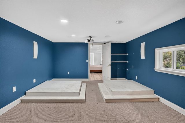 9480 WATERFORD OAKS DRIVE, Winter Haven, FL 33884