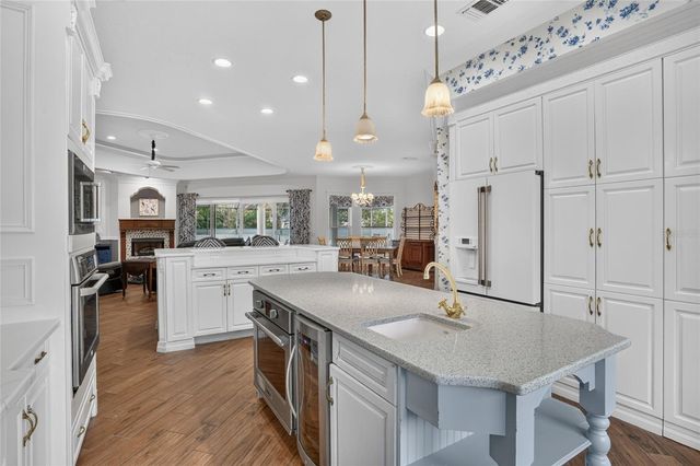 9480 WATERFORD OAKS DRIVE, Winter Haven, FL 33884
