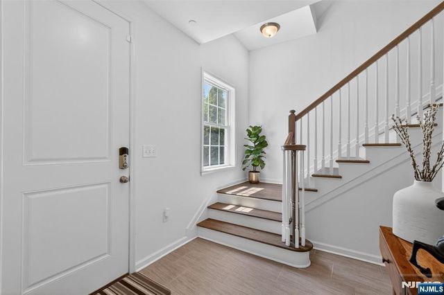 197 Roosevelt Drive, Wood Ridge, NJ 07075