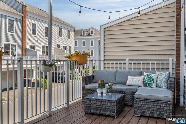 197 Roosevelt Drive, Wood Ridge, NJ 07075