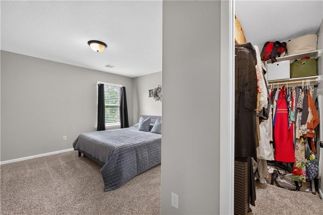4410 NE 78th Street, Kansas City, MO 64119