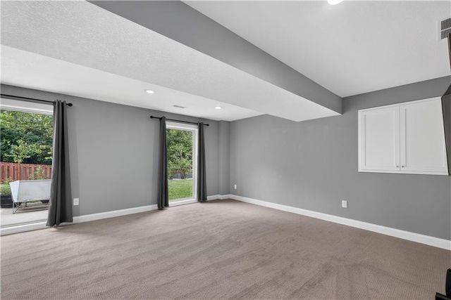 4410 NE 78th Street, Kansas City, MO 64119