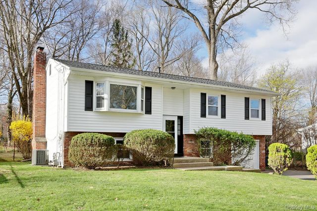 49 E Hall Avenue, New City, NY 10956