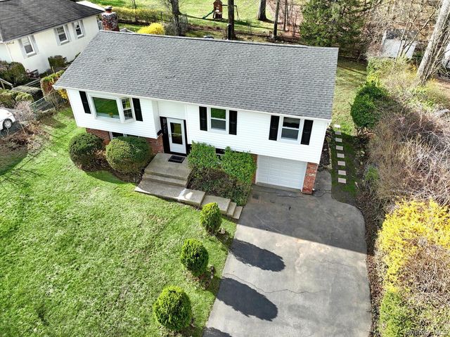 49 E Hall Avenue, New City, NY 10956