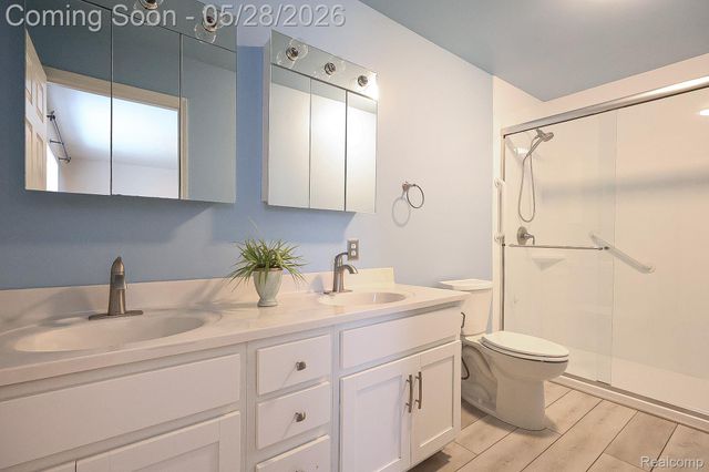 2855 Reflection Avenue, Waterford Charter Township, MI 48328