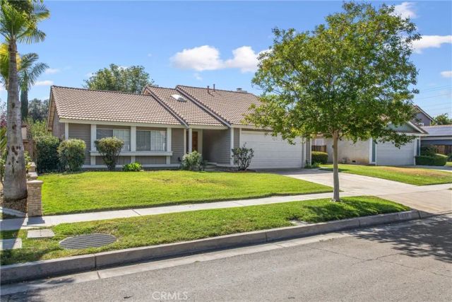 1227 Darlene Court, Redlands, CA 92374