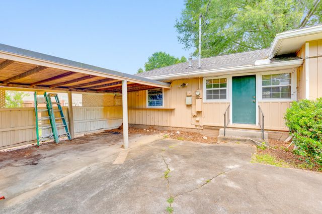 300 Haney Drive, Chattanooga, TN 37411