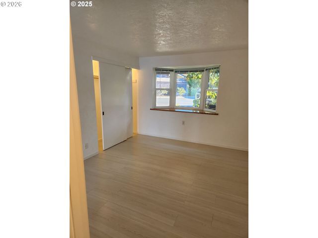 1040 BAY St 14, Florence, OR 97439