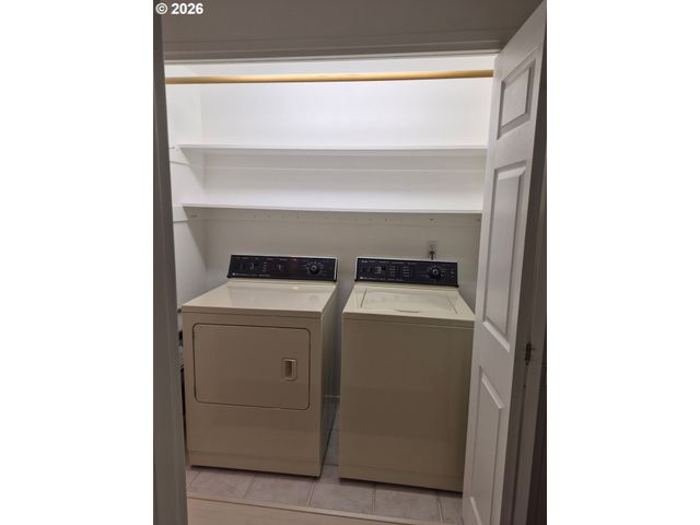 1040 BAY St 14, Florence, OR 97439