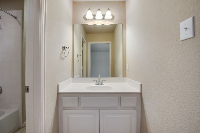 6072 Wallis Drive, Frisco, TX 75033
