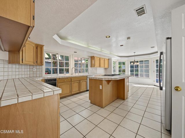 4824 Coyote Wells Circle, Westlake Village, CA 91362