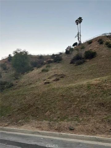 2879 Stonehill, Altadena, CA 91001