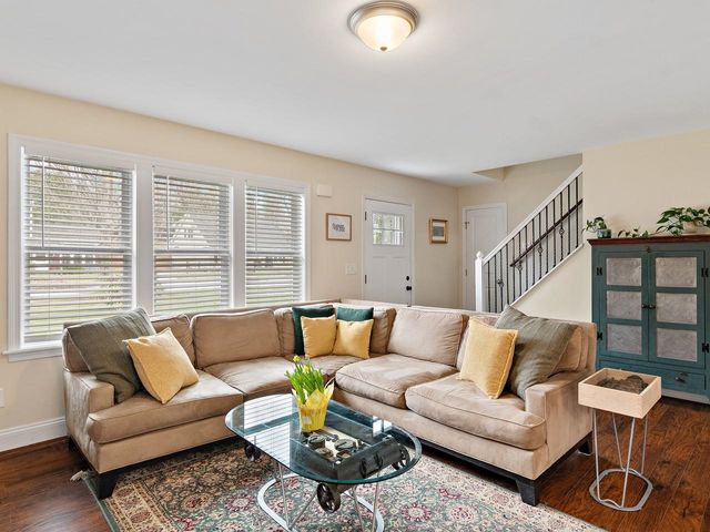 120 Lori Lane, Burlington, VT 05408