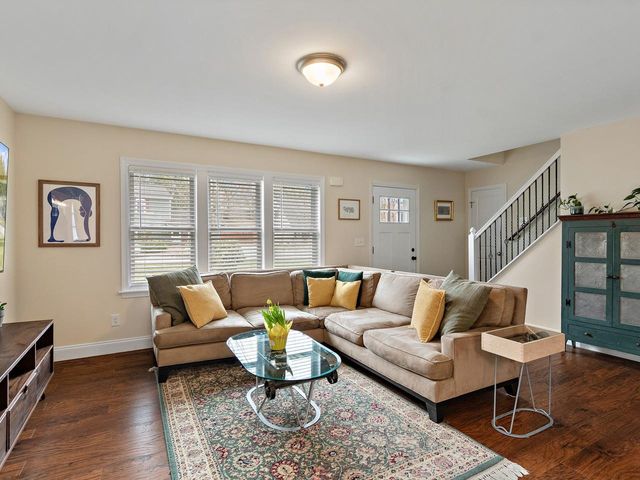 120 Lori Lane, Burlington, VT 05408