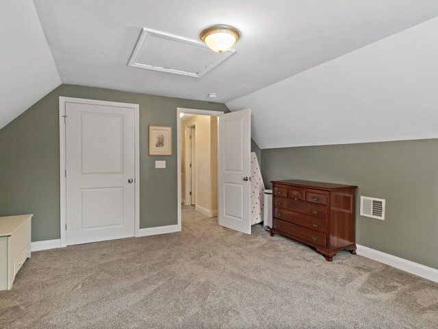 120 Lori Lane, Burlington, VT 05408
